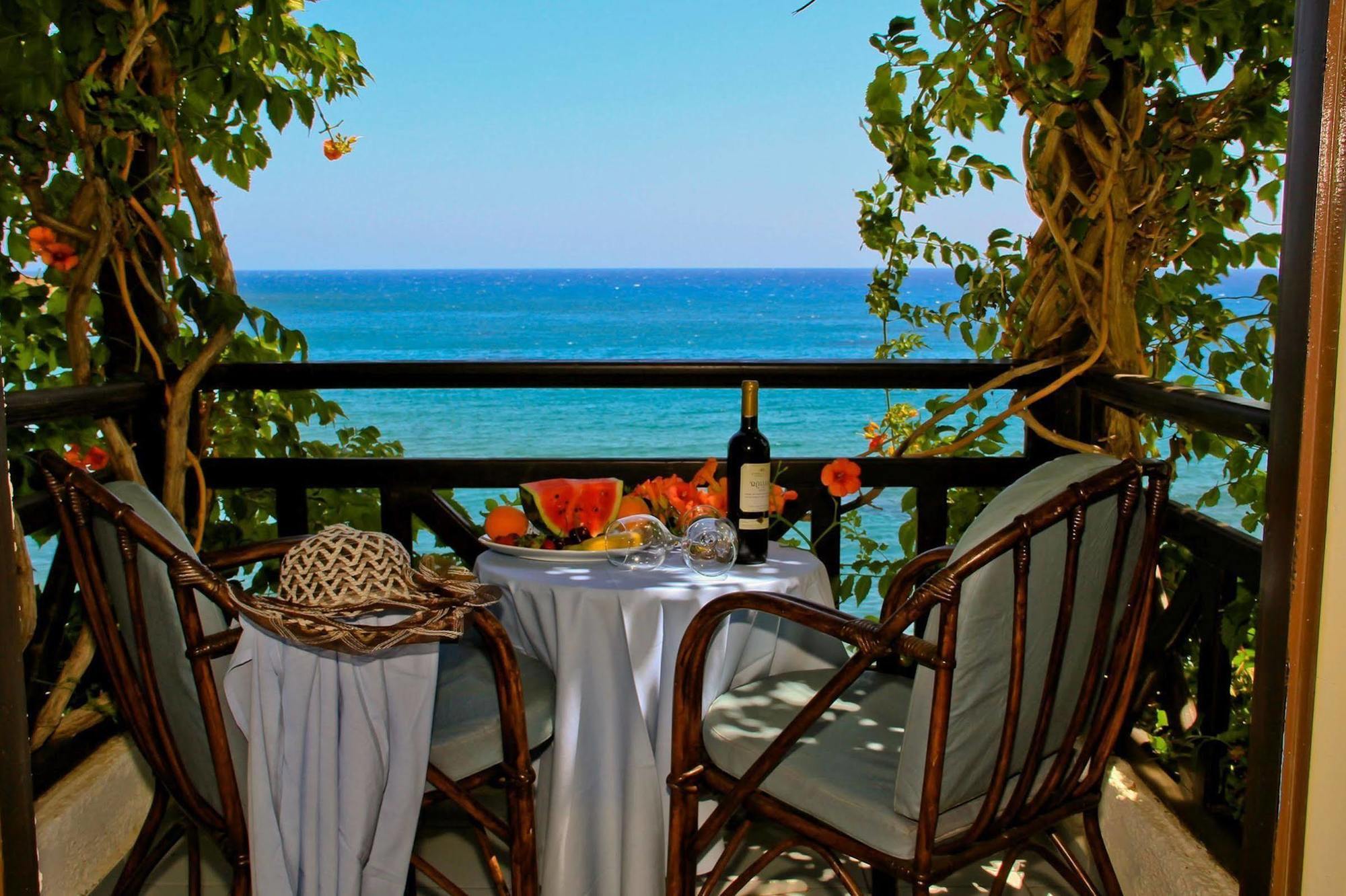 Azure Mare Hotel Херсонісос Екстер'єр фото